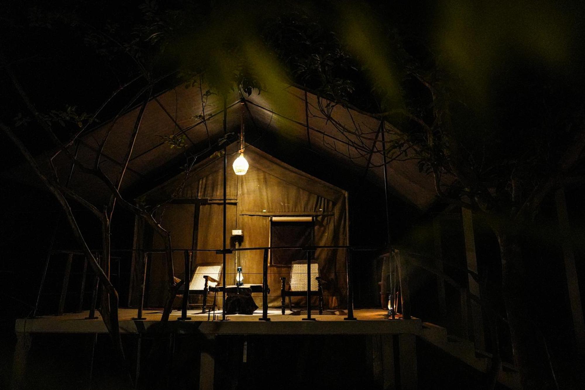 River Glamping By Gaga Bees Udawalawe Exterior photo